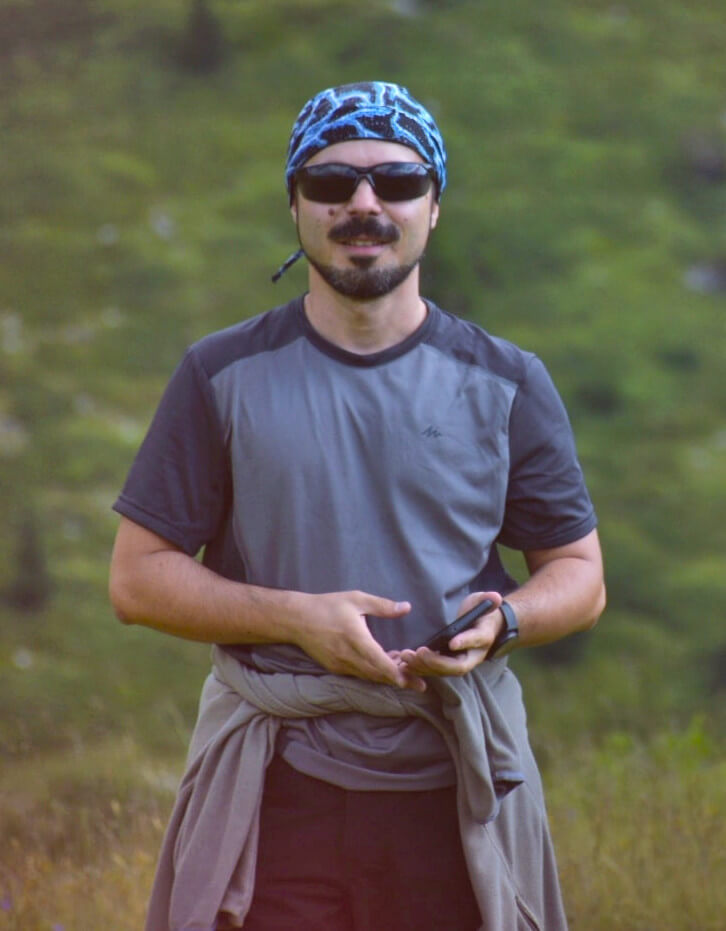 The hiker / adventurer